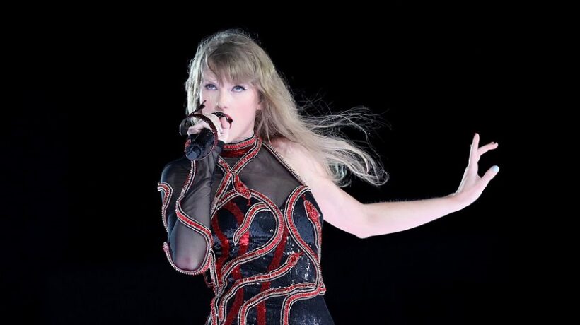 Taylor Swift Height: Exploring the Pop Star’s Stature