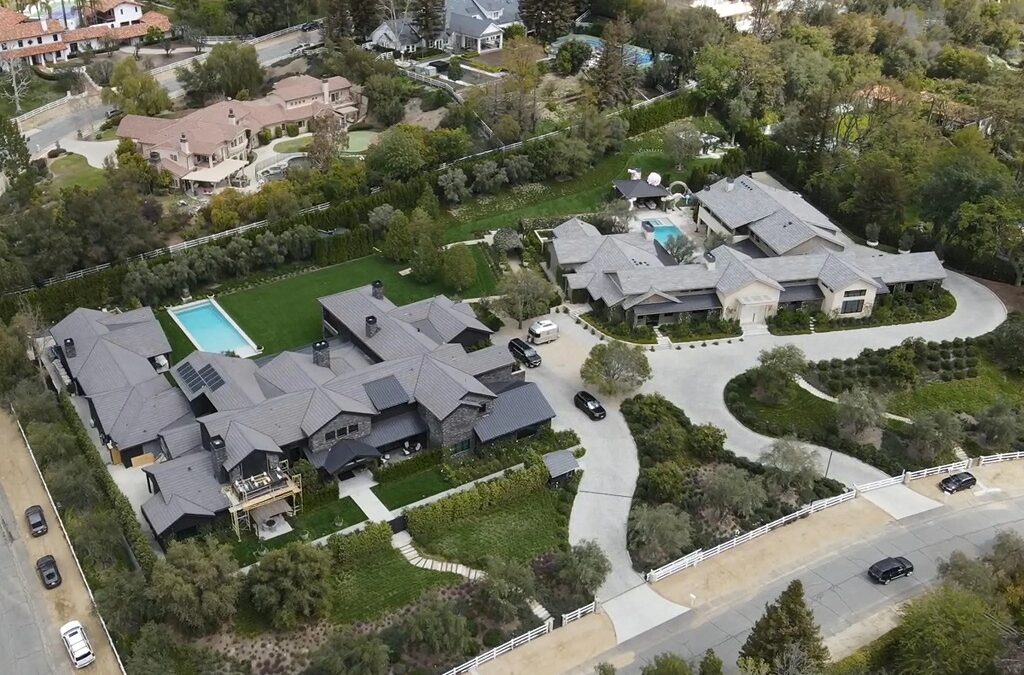 Khloe Kardashian's New House: A Peek Into The Lavish Abode