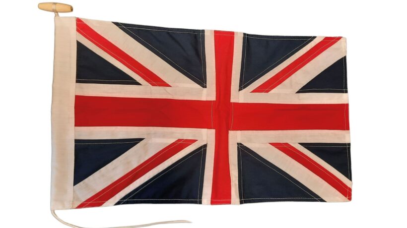 How to Attach a Flag With Rope and Toggle
