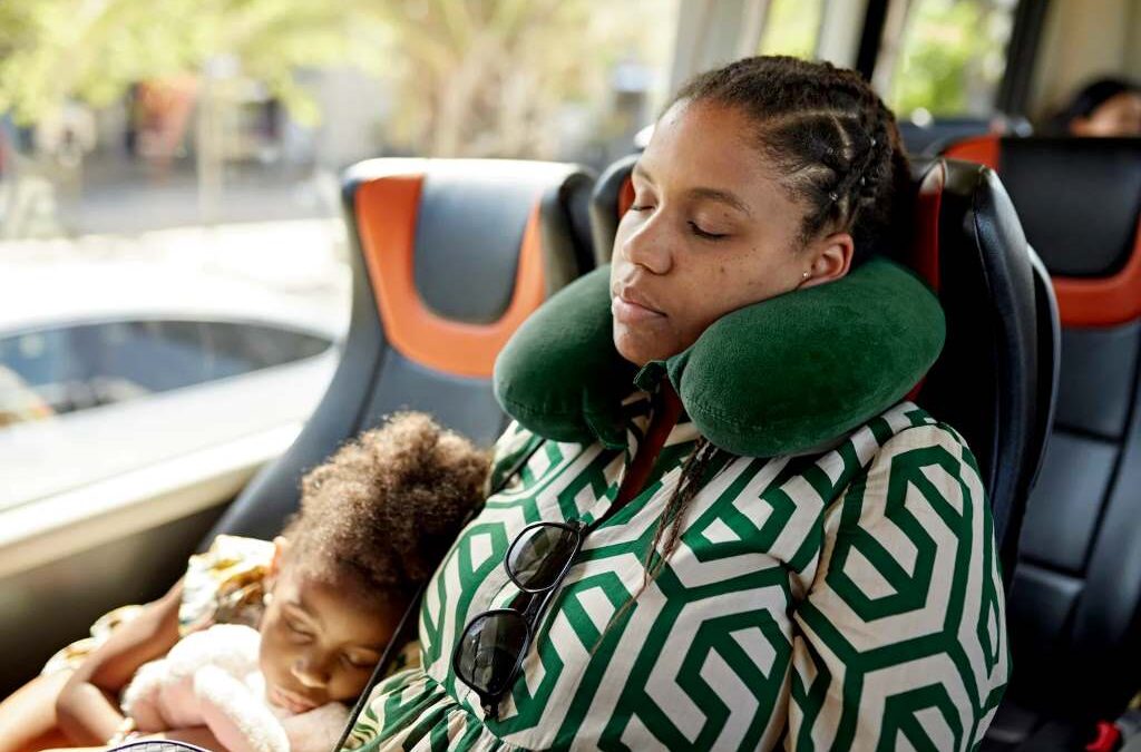 Can a travel pillow help with neck pain