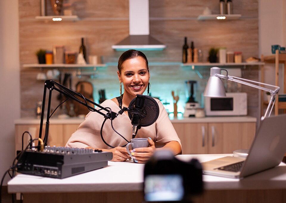 How to format podcast show notes?