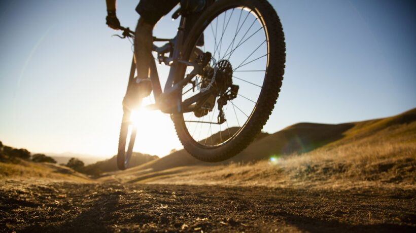 Is Riding a Bike Better Than Walking? A Detailed Comparison