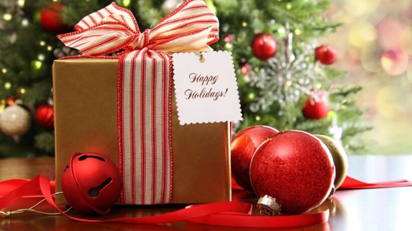 Christmas Gifts for Someone Who Lost a Loved One: Thoughtful Ideas to Offer Comfort and Healing