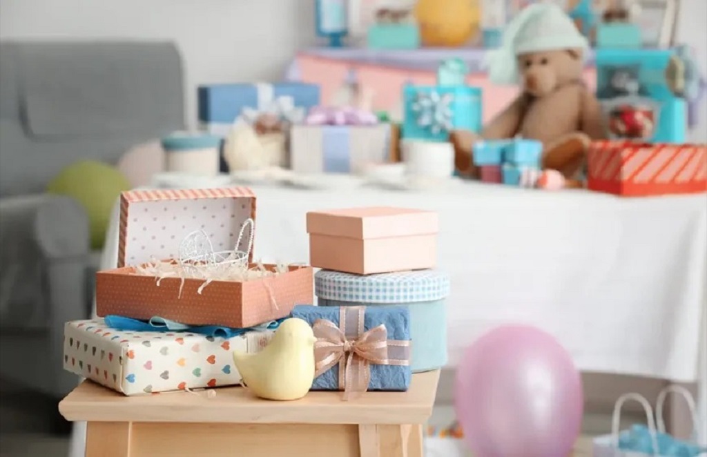 What is a reasonable baby shower gift