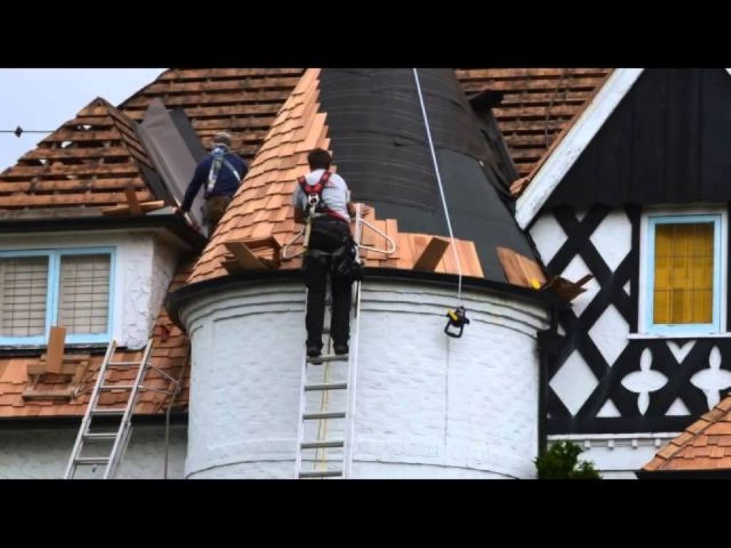 Cedar Shake Roof Lifespan | Warner Roofing and Construction