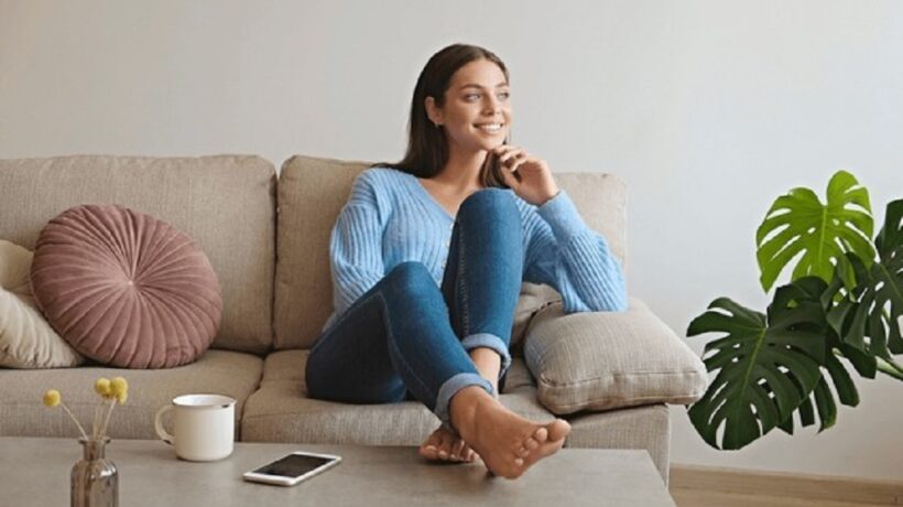 How to Choose a Couch That Minimizes Back Pain