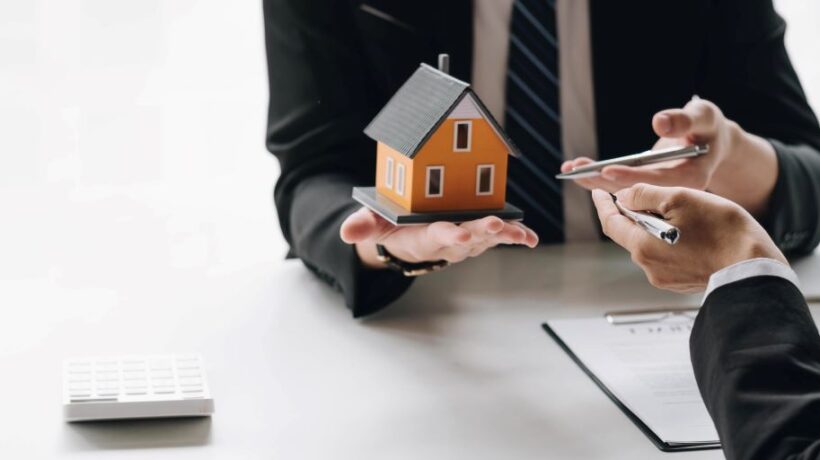 How a Real Estate Agent Can Save You Time and Money