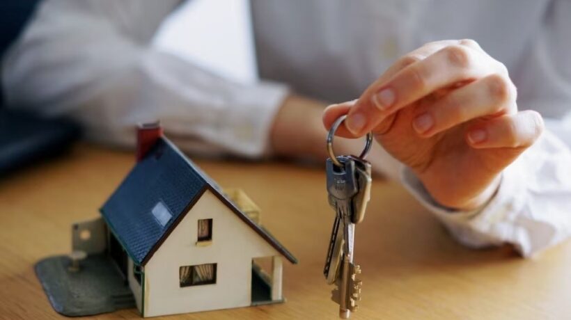 Navigating the Real Estate Market: Tips for Buyers and Sellers